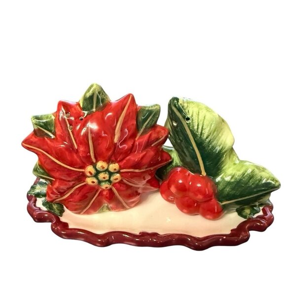 Vintage Walmart Poinsettia Salt & Pepper Shaker Set with Tray Original Box - Picture 1 of 6